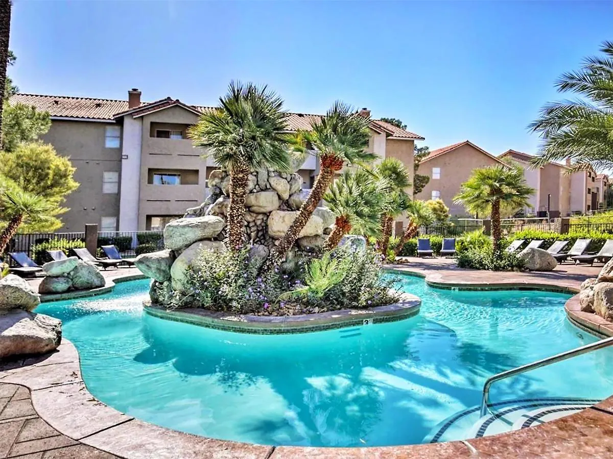 Upgraded & Stylish, Pool, Hot Tub, Walk To Strip! Apartment Las Vegas United States