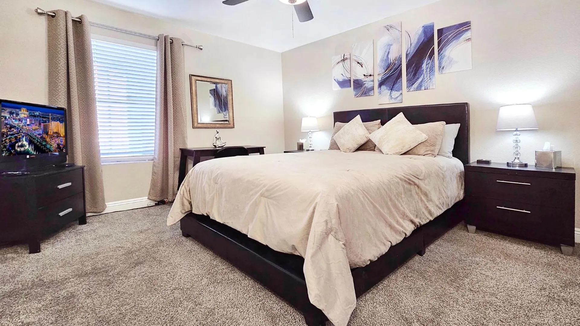 Upgraded & Stylish, Pool, Hot Tub, Walk To Strip! Apartment Las Vegas
